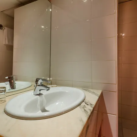 Nord Est Hotel 3*